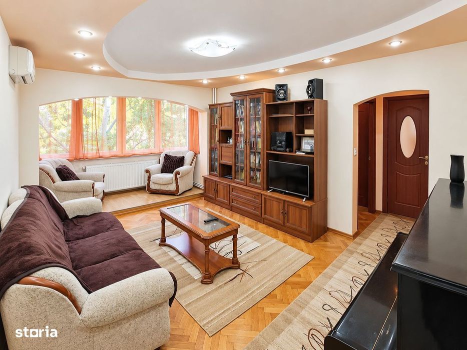 Apartament 2 camere Boul Rosu