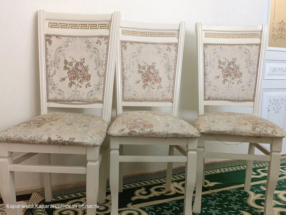 Продаю красивые,удобные стуля