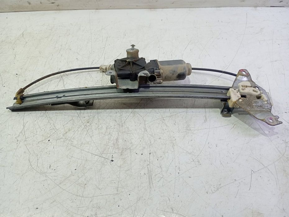 Macara geam stanga spate Nissan Primera P12 (2001 - 2008) 1.8 benzina QG18DE
