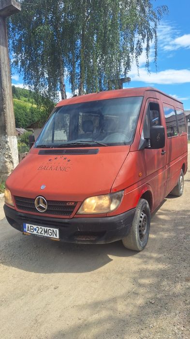 Vând urgent Mercedes Sprinter 8+1 2003
