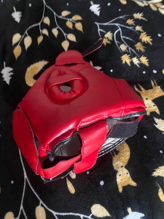 Продам шлем Green Heel  размер м для бокса