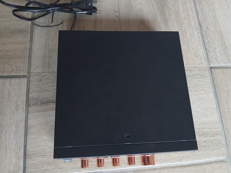 Mini amplificator karaoke 100w