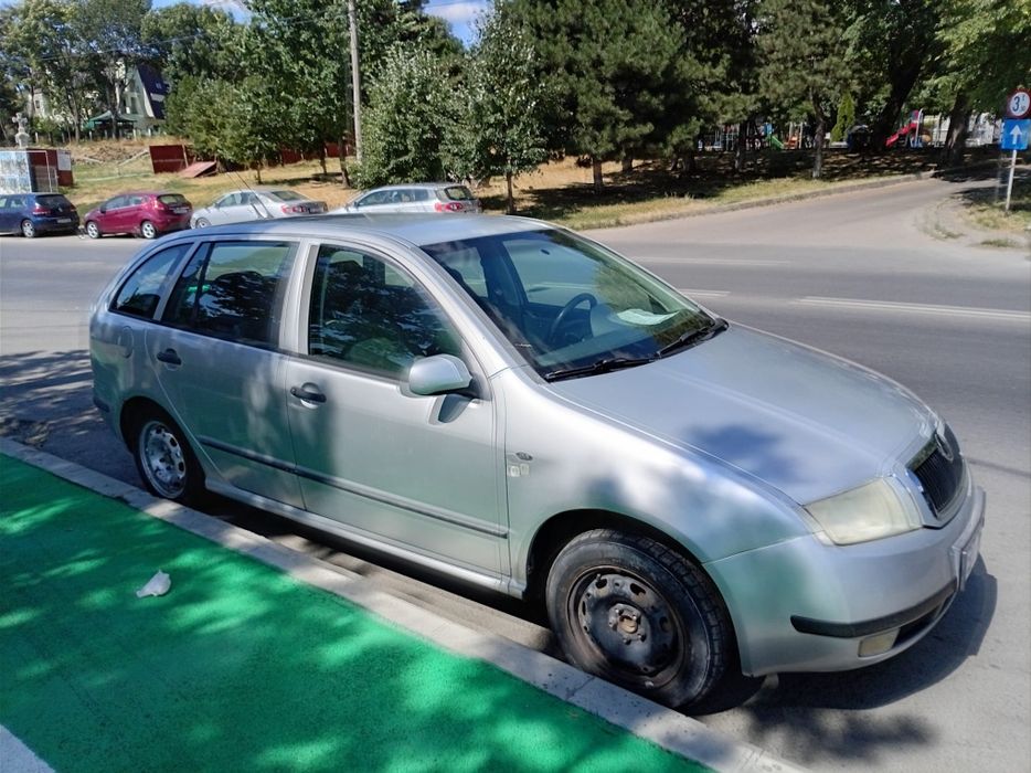 Vând Skoda Fabia