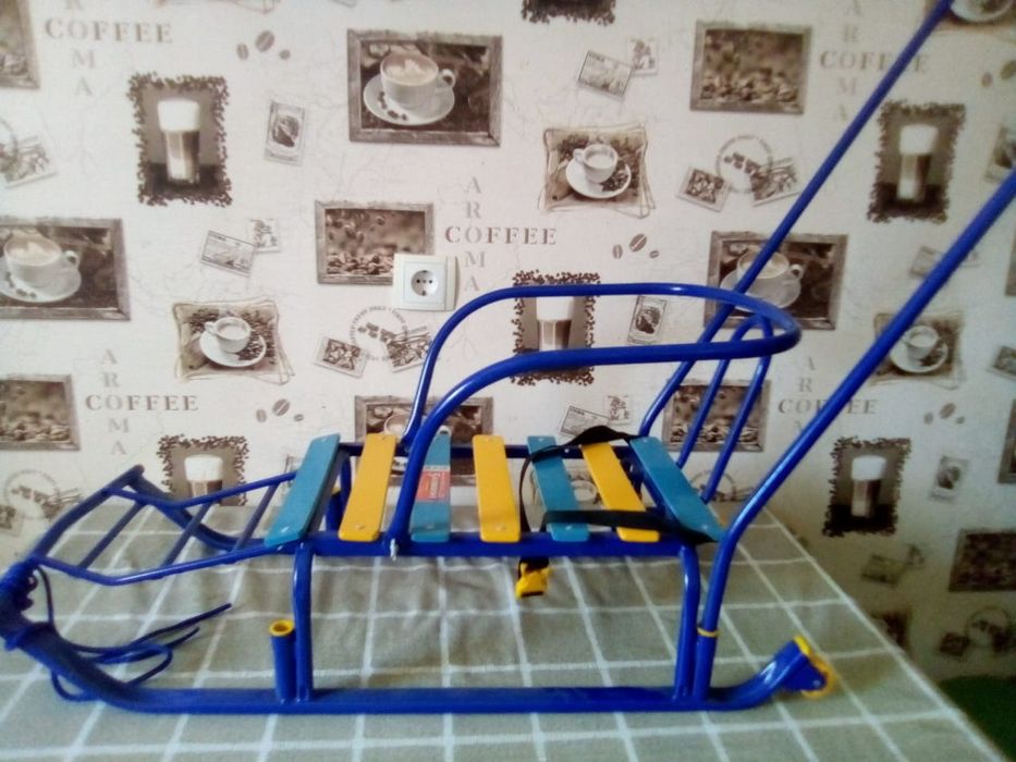 Продам детские санки