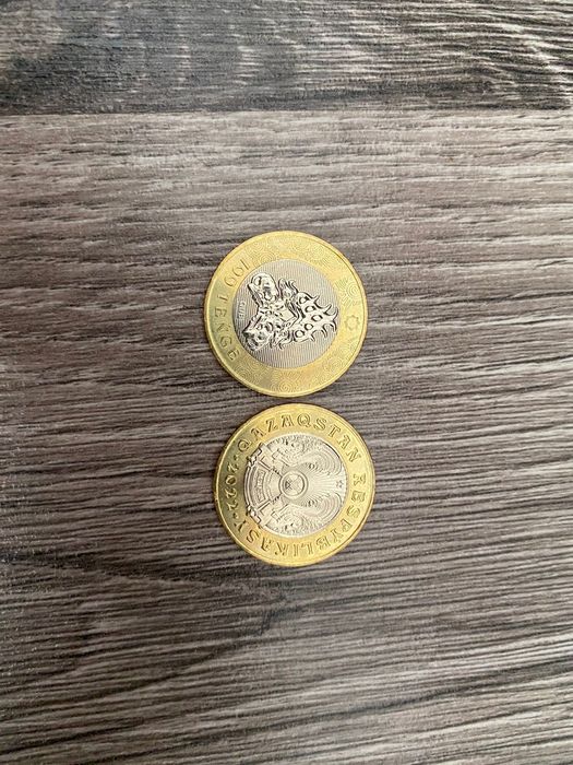 Монета колекционные 100 тг