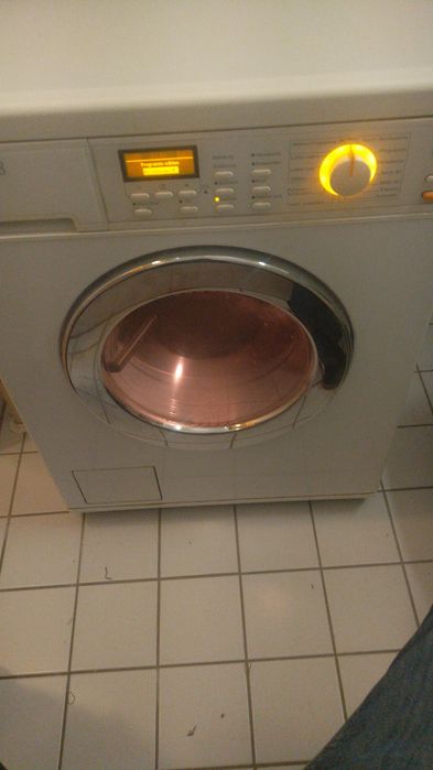Masina Miele spalat cu uscator