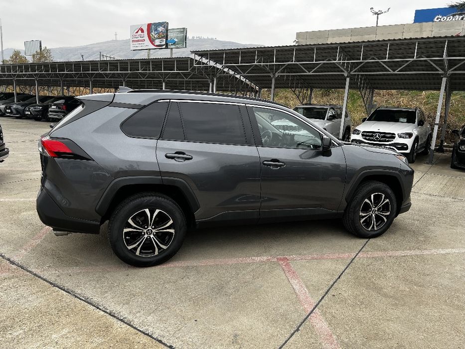 Продается Тойота РАВ 4.