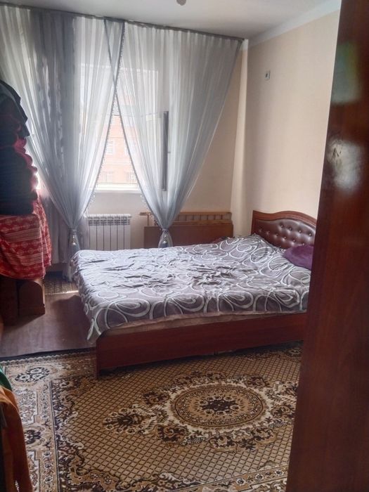 Сергили 3 метро якинида 2 хона 7 этажи 3 этаж хонадонила сотилади