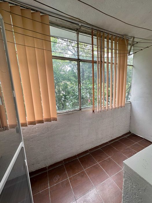 4 Camere Decomandat, Vis-a-vis Restaurant Giulia Etaj 1