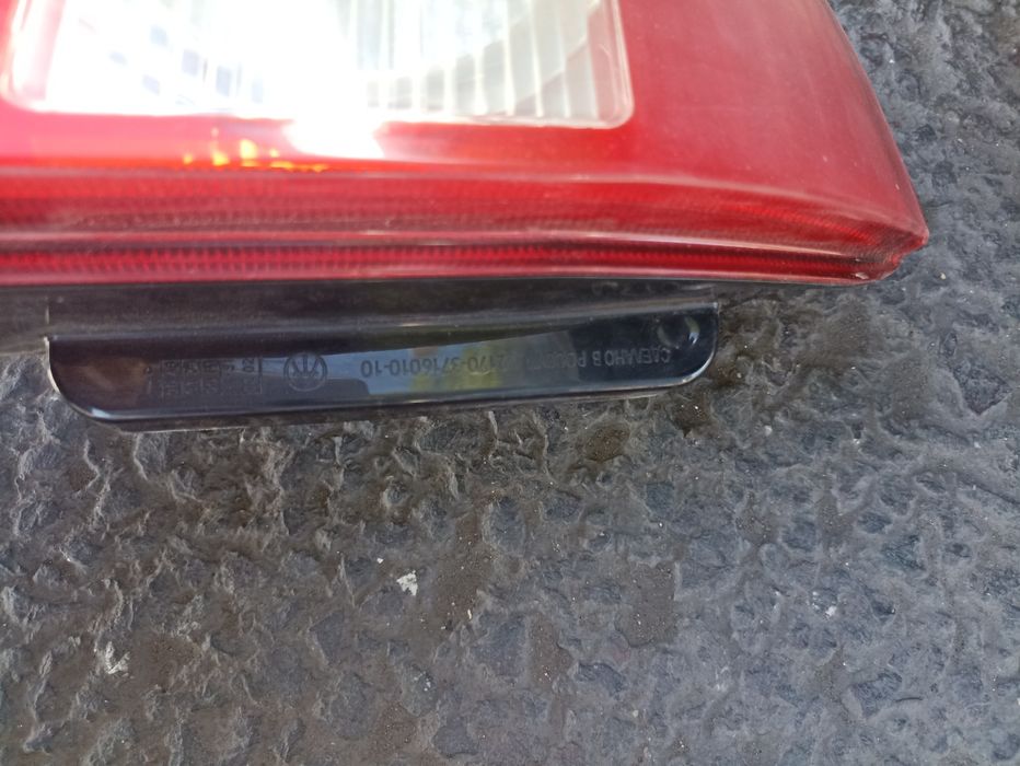 Продам задний стоп комплект приоры 2