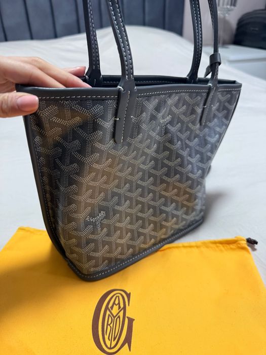 Чанта от естествена кожа Goyard