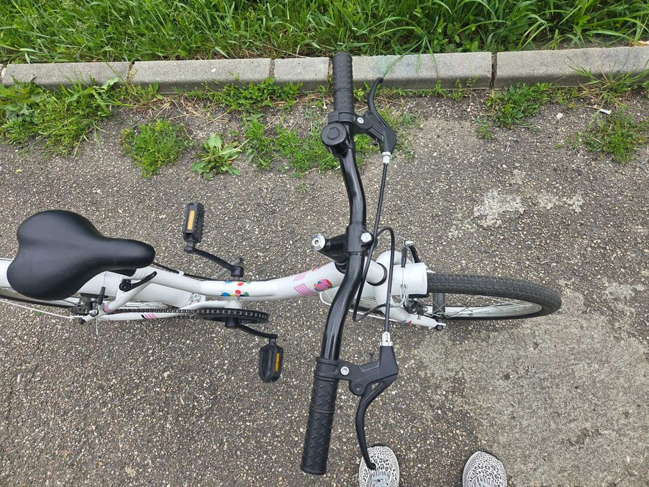 Bicicleta 20" -fete 7-11 ani