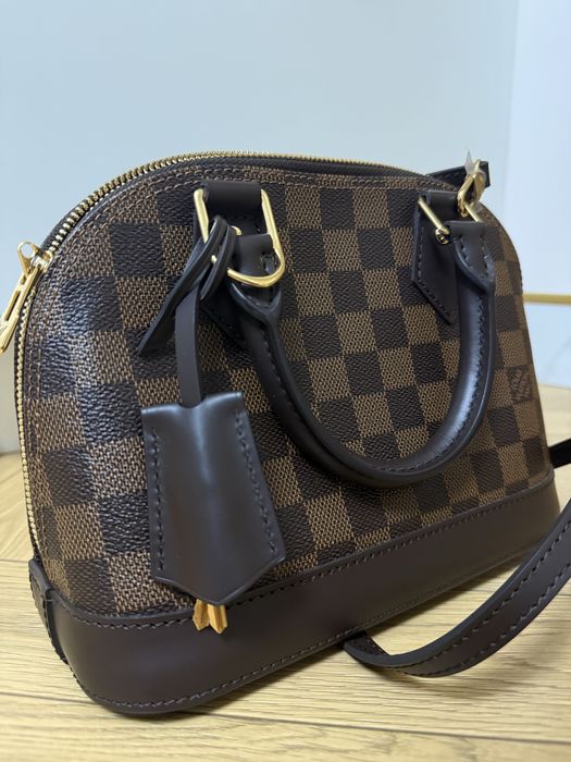Продаю в идеальном состояние сумку Louis vuitton