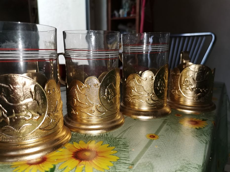 чаши с подстаканници с ловен сюжет 6 броя