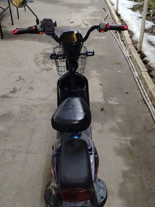 Bonvi elektron skuter