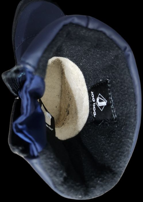 Продам детские сапожки Jogger