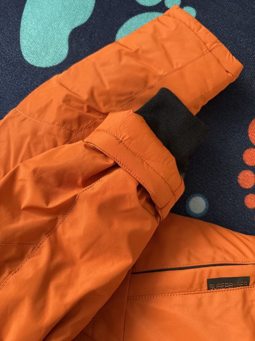 Продам новую куртку