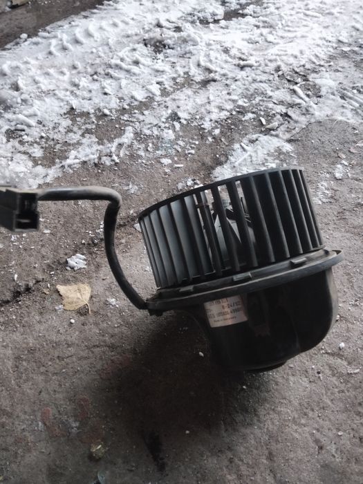 Запчасти на Пассат Б3