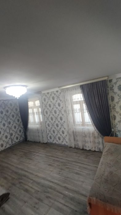 Surumda uchastka sotiladi