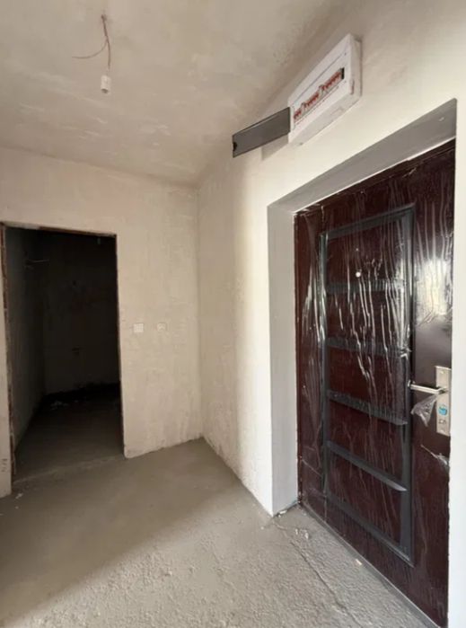 Продава се Тристаен апартамент в Пловдив, Южен - 96 кв.м за 1042 €/кв.м - Снимка #3