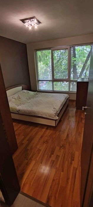 Дава се под наем Двустаен апартамент в Пловдив, Съдийски - 70 кв.м за 375 € - Снимка #2