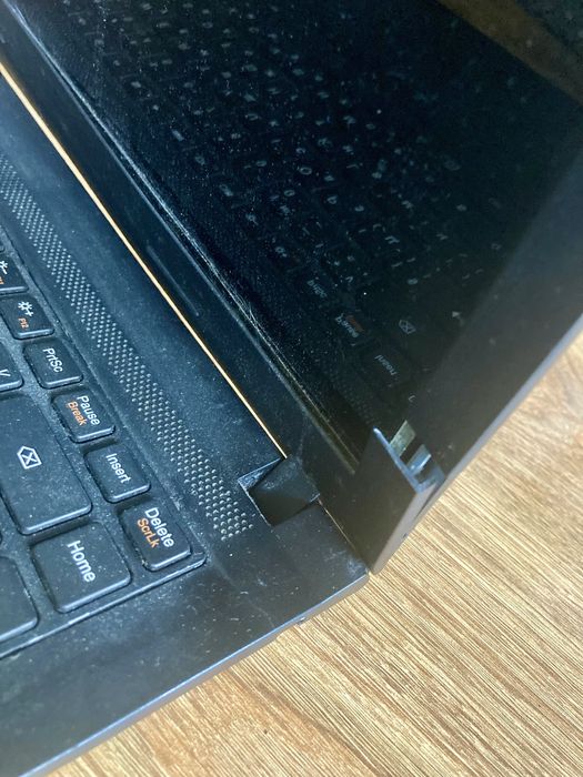 Лаптоп за части LENOVO