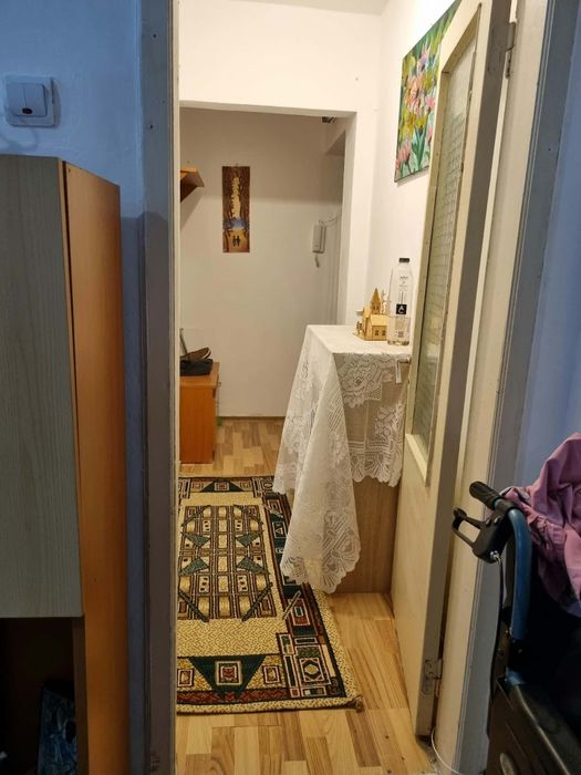 Inchiriez apartament