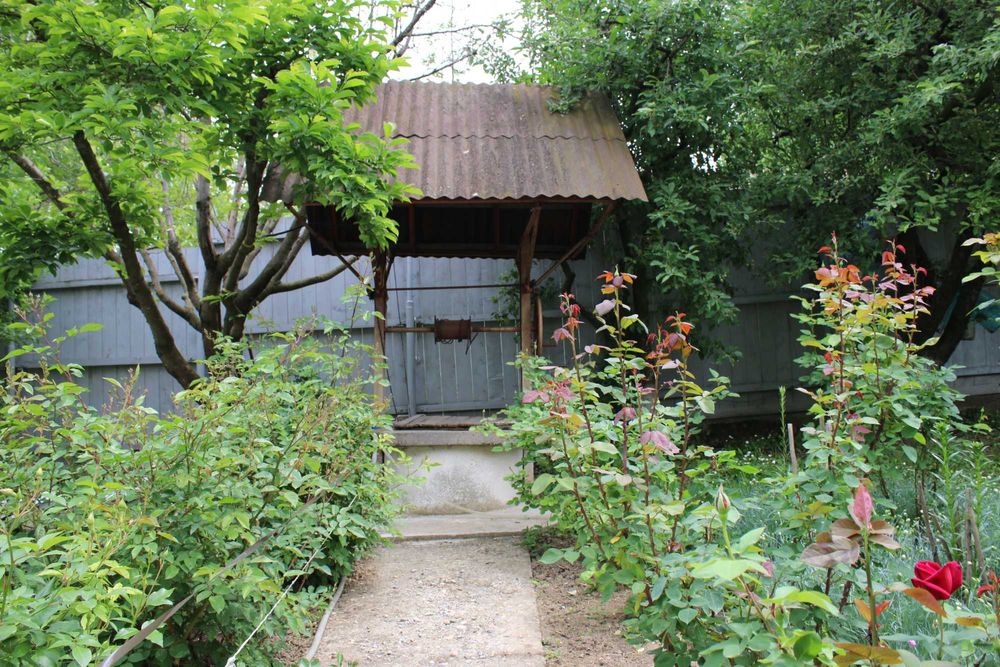 Casa + teren în Parava,Bacau