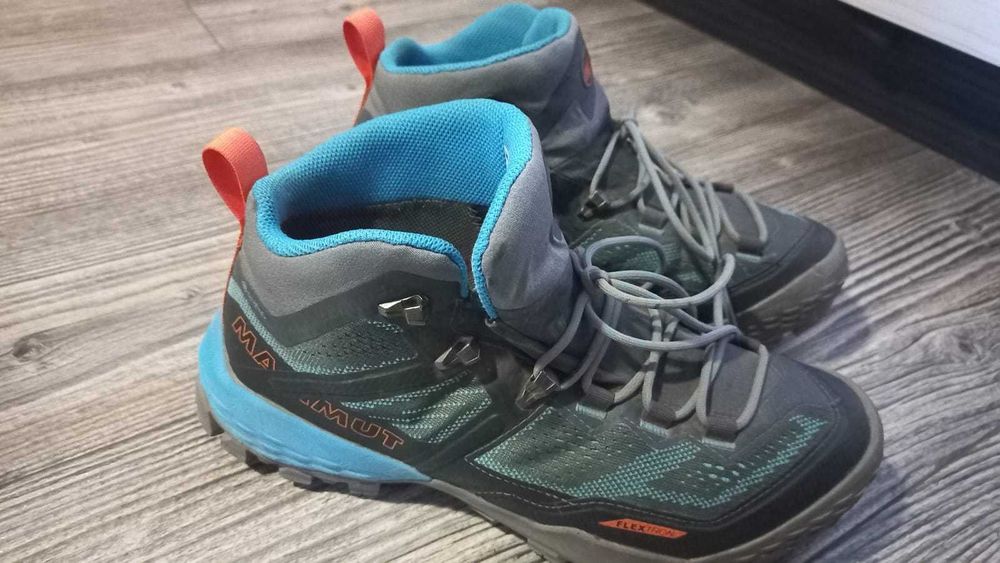 Туристически обувки Mammut