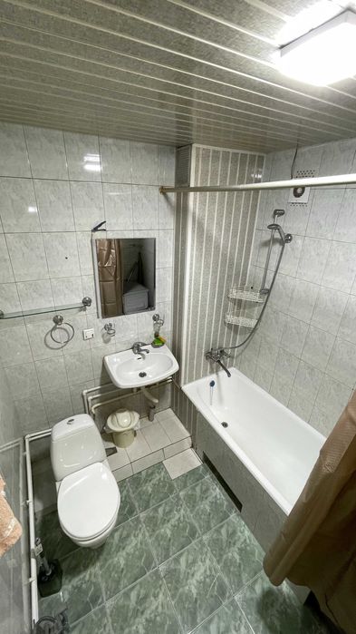 Сдается квартира  на Ц1 (можно под офис) напротив WOK, KFC, Belissimo