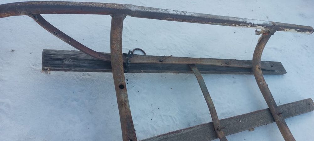 Продам сани а отличном состоянии