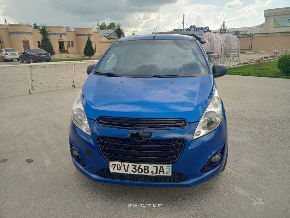 Продам автомобиль спарк