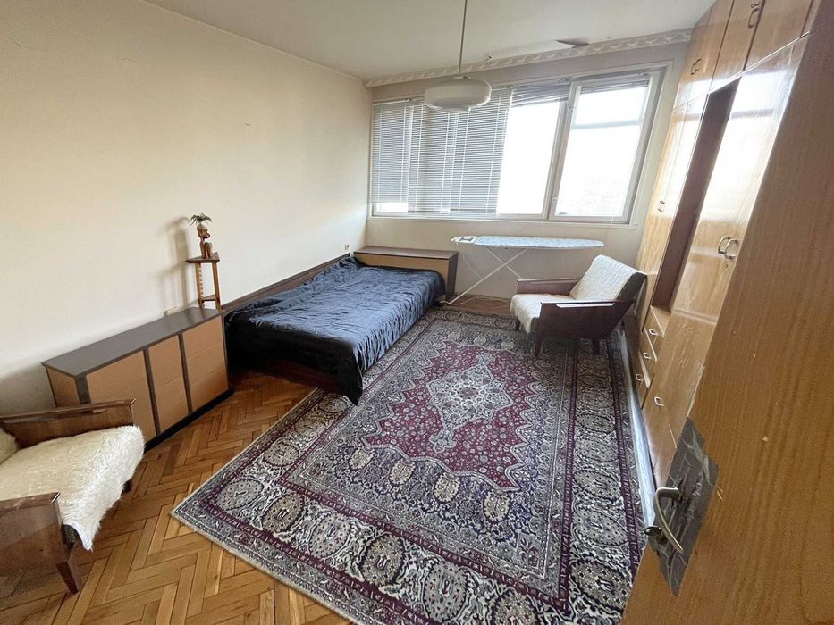 Тристаен апартамент в гр. Варна, Китайска стена