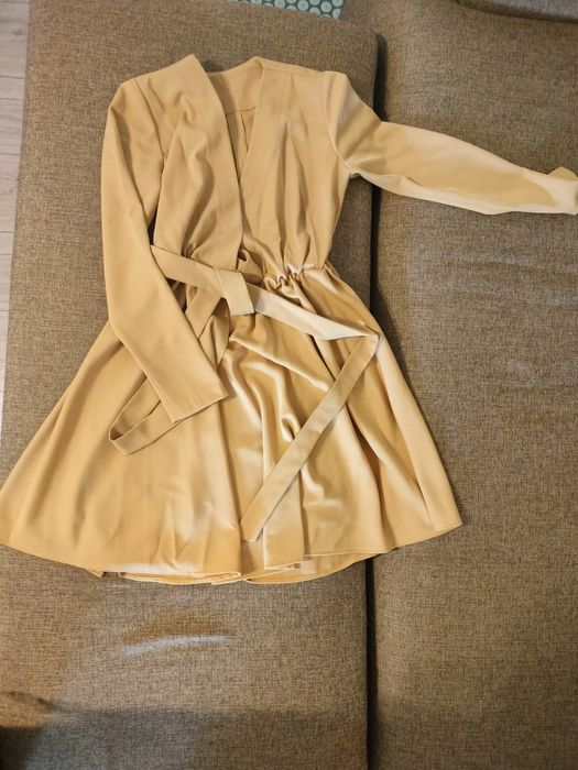 Продам женскую одежду