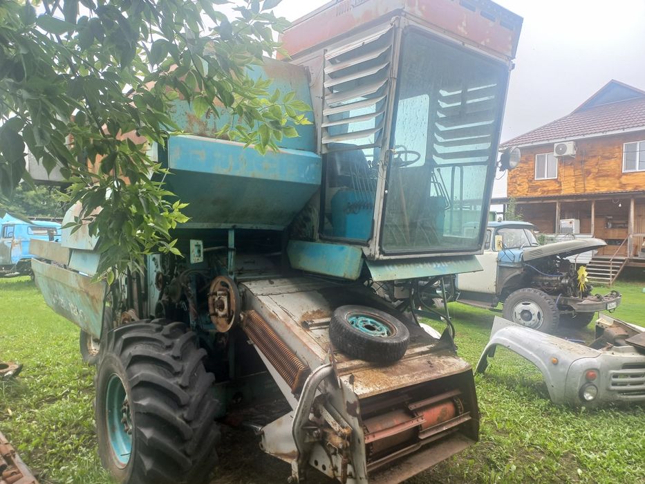 Продам камбаин ЕНИСЕЙ