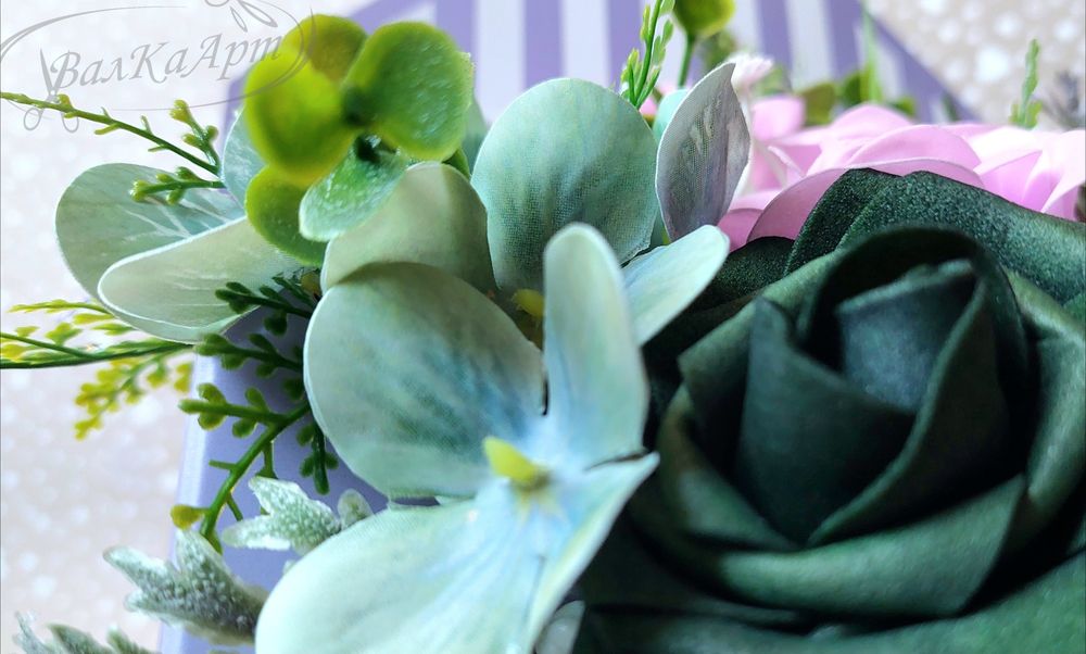 Екстравагантна аранжировка в кутия