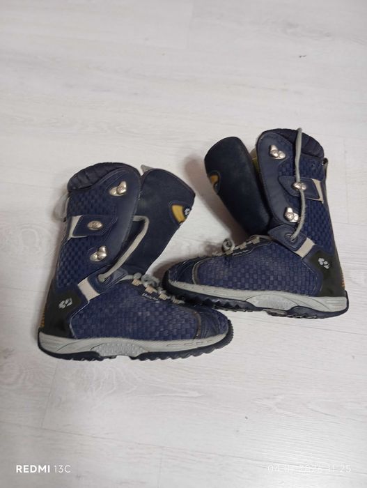 Booti, marca Deluxe Thirty two, marimea 38