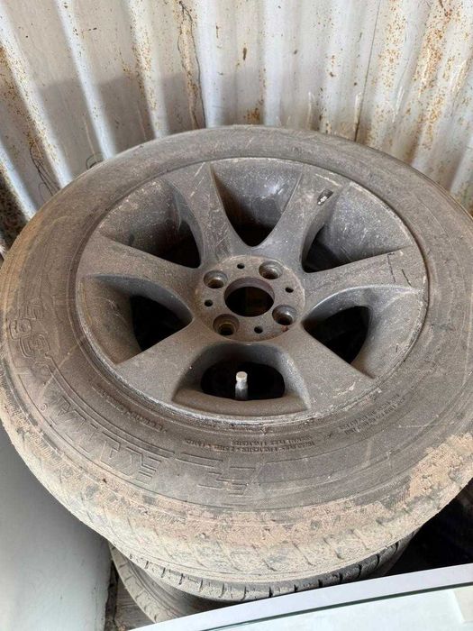 Продам титановый диск с летним шины