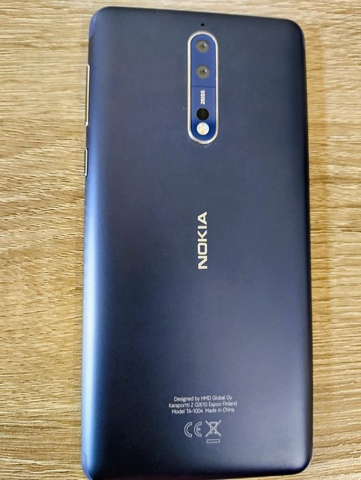 Nokia 8 Нокия 4RAM,64GB чисто нов и неизползван качествен smartphone