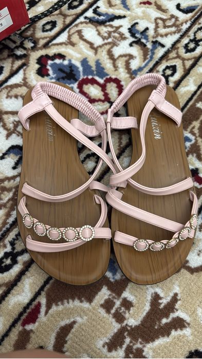 Обувь кроссы, туфли все за 10000