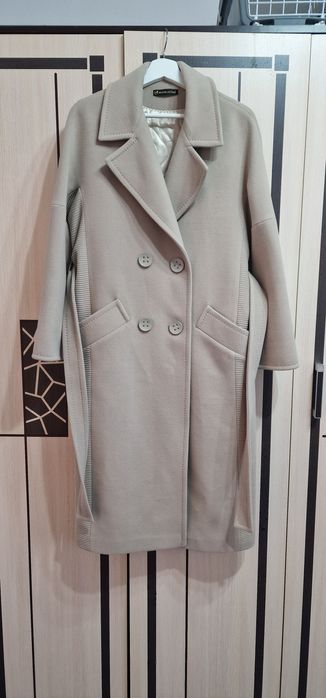 Пальто демисезонное