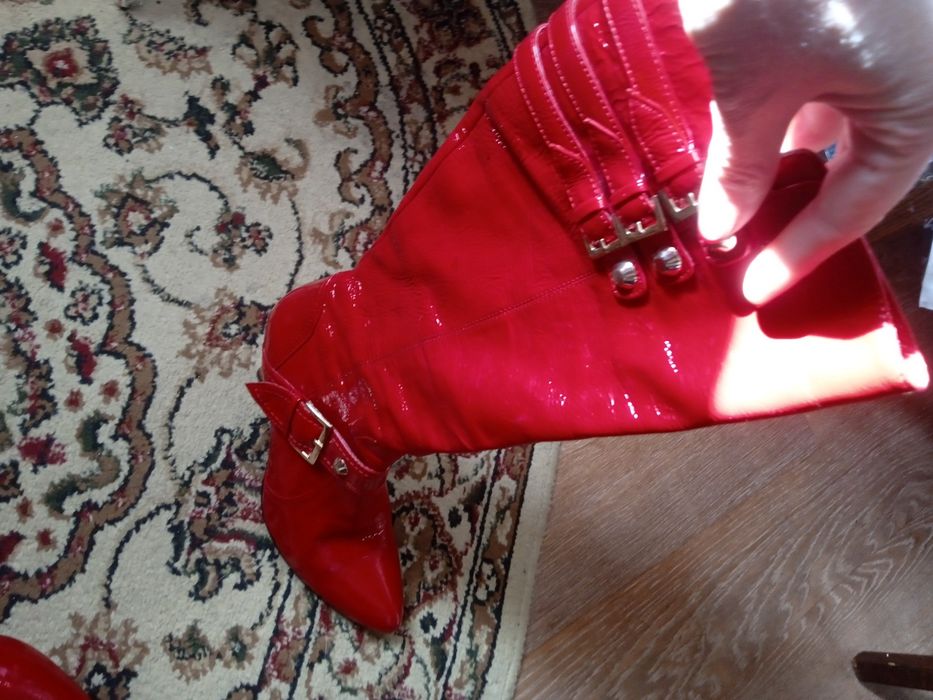 Продам весенние сапожки