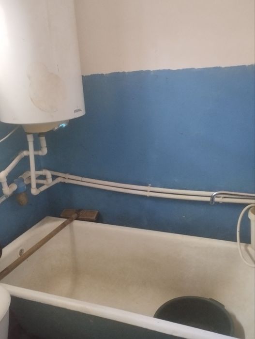 Квартира сотилади 3хона тинчлик қўрғонида