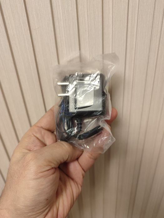 Motorola v 13 зарядка  для Motorola v-13,v-9