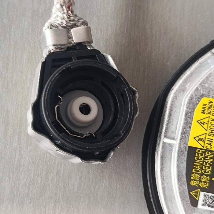 Баласт за фар Toyota Subaru Lexus Mazda  KDLS001 DDLT004