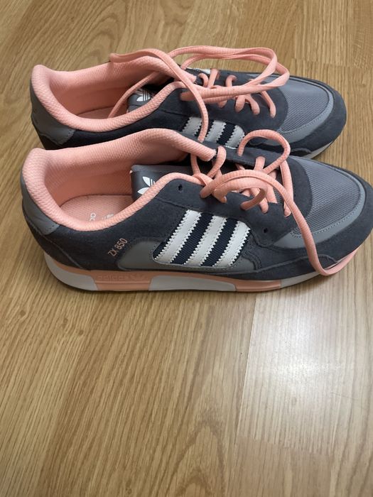 Adidasi Adidas dama