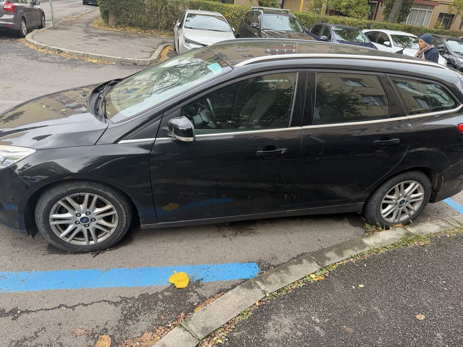 FORD Focus 2013 — imagine 3