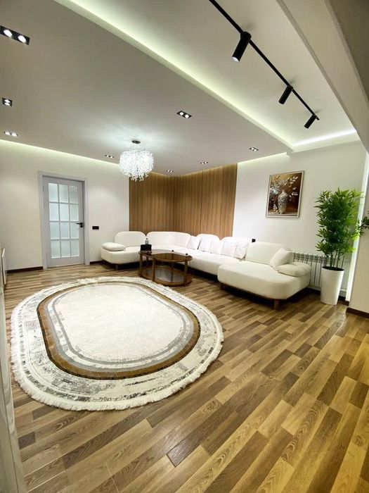 Продаётся Своя Квартира На Метро Новза 3 комн 74m2