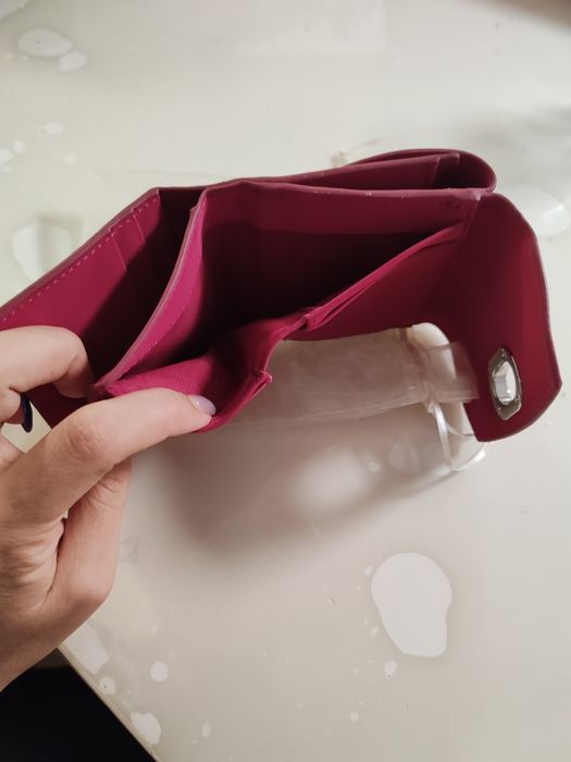 Портомоне в цикламен цвят