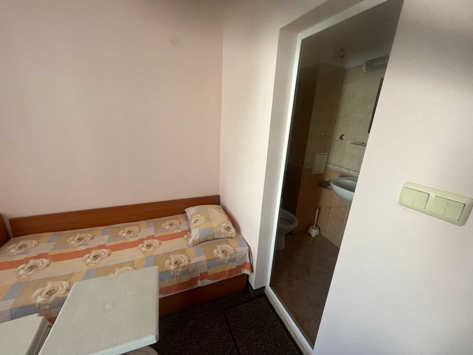 Продава се Къща в Поморие - 650 кв.м за 893 €/кв.м - Снимка #18